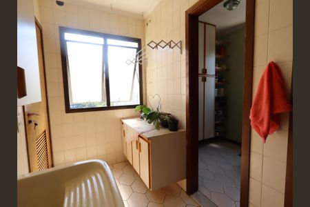 Apartamento à venda com 213m², 4 quartos e 2 vagasÁrea de Serviço