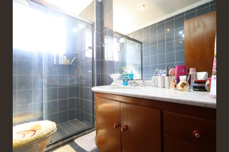 Apartamento à venda com 213m², 4 quartos e 2 vagasBanheiro da Suíte