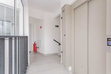 Apartamento à venda com 27m², 1 quarto e sem vagaÁrea comum