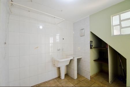 Casa à venda com 174m², 4 quartos e 2 vagasÁrea de Serviço