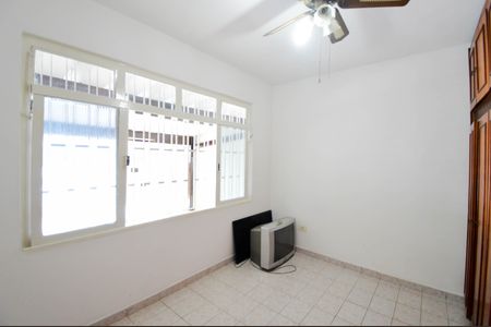 Casa à venda com 174m², 4 quartos e 2 vagasQuarto 1