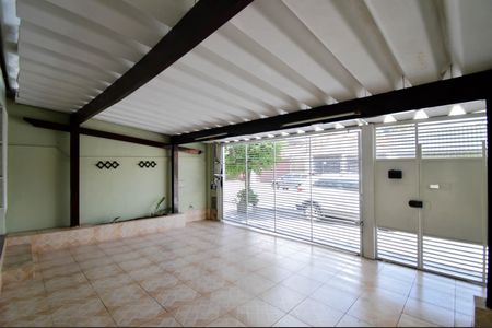 Casa à venda com 174m², 4 quartos e 2 vagasGaragem