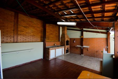 Casa à venda com 174m², 4 quartos e 2 vagasVaranda