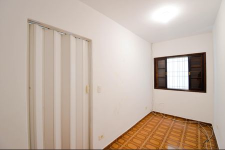 Casa à venda com 174m², 4 quartos e 2 vagasQuarto 2
