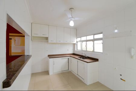 Casa à venda com 174m², 4 quartos e 2 vagasCozinha