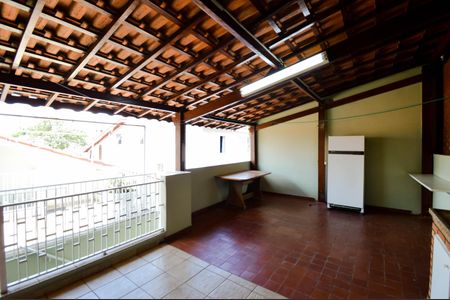 Casa à venda com 174m², 4 quartos e 2 vagasVaranda