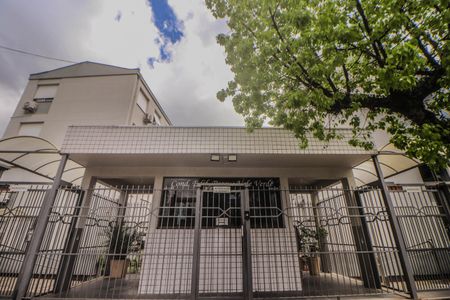 Apartamento à venda com 56m², 2 quartos e 1 vaga Apartamento à venda com 56m², 2 quartos e 1 vagaFachada