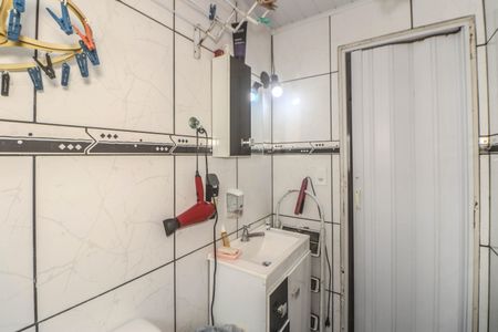 Apartamento à venda com 56m², 2 quartos e 1 vaga Apartamento à venda com 56m², 2 quartos e 1 vagaBanheiro