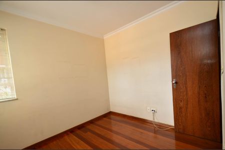 Apartamento à venda com 130m², 4 quartos e 2 vagasQuarto3
