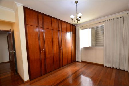 Apartamento à venda com 130m², 4 quartos e 2 vagasSuite