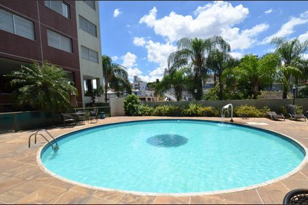 Apartamento à venda com 130m², 4 quartos e 2 vagasPiscina