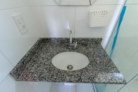 Apartamento à venda com 70m², 3 quartos e 2 vagas Apartamento à venda com 70m², 3 quartos e 2 vagasBanheiro Social