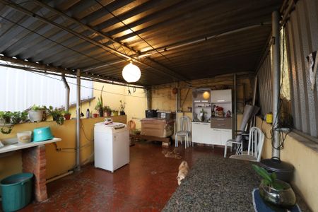 Casa à venda com 99m², 2 quartos e 1 vagaTerraço