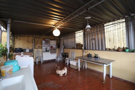 Casa à venda com 99m², 2 quartos e 1 vagaTerraço