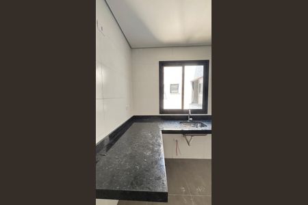 Apartamento à venda com 106m², 2 quartos e 2 vagasCozinha