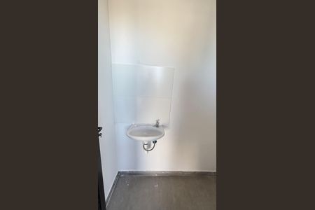 Apartamento à venda com 106m², 2 quartos e 2 vagasCobertura - Banheiro