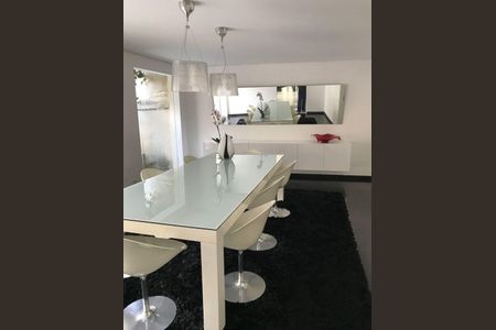 Casa à venda com 436m², 4 quartos e 4 vagas