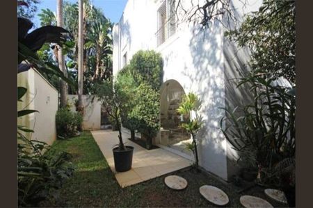Casa à venda com 510m², 3 quartos e sem vaga