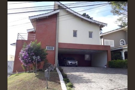 Casa de condomínio à venda com 394m², 4 quartos e 6 vagas