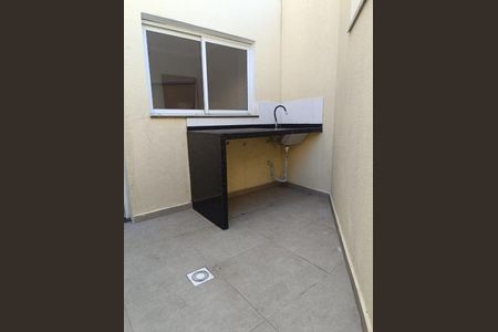 Casa à venda com 90m², 3 quartos e 2 vagas