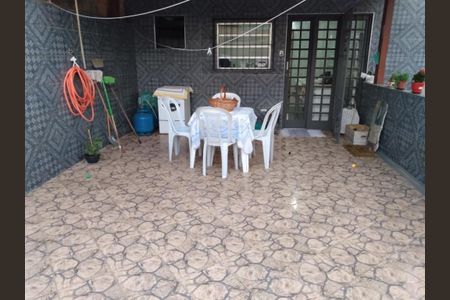 Casa à venda com 170m², 3 quartos e 2 vagas