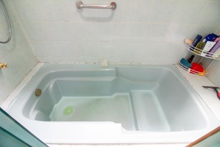 Casa à venda com 320m², 4 quartos e 4 vagas Casa à venda com 320m², 4 quartos e 4 vagasBanheiro da Suíte