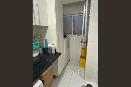 Apartamento à venda com 125m², 3 quartos e 3 vagas Apartamento à venda com 125m², 3 quartos e 3 vagasLavanderia