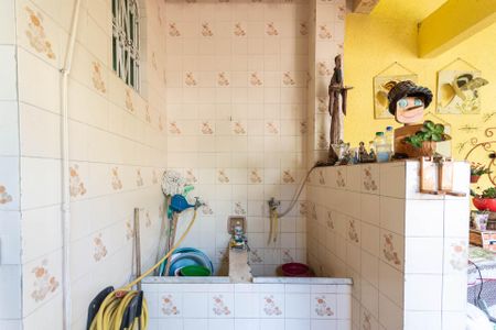 Casa à venda com 200m², 5 quartos e 1 vagaLavanderia