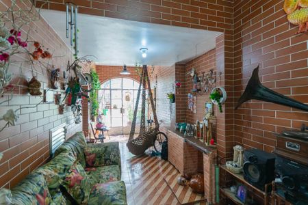 Casa à venda com 200m², 5 quartos e 1 vagaSala de TV