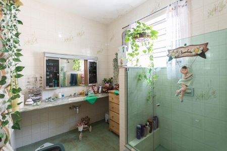 Casa à venda com 200m², 5 quartos e 1 vagaBanheiro 1