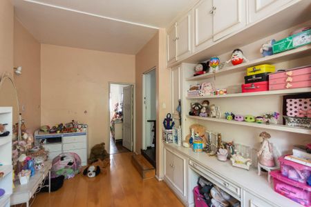 Casa à venda com 200m², 5 quartos e 1 vagaQuarto 4