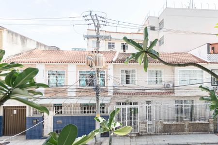 Casa à venda com 200m², 5 quartos e 1 vagaVista