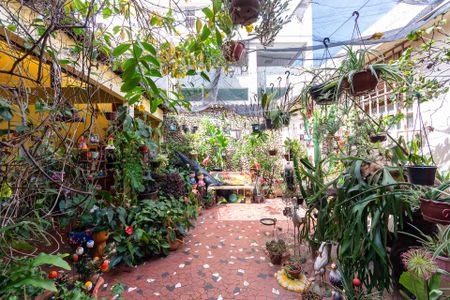 Casa à venda com 200m², 5 quartos e 1 vagaJardim