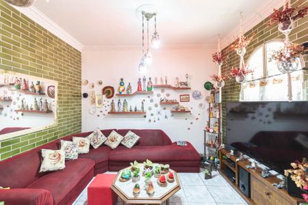 Casa à venda com 200m², 5 quartos e 1 vagaSala