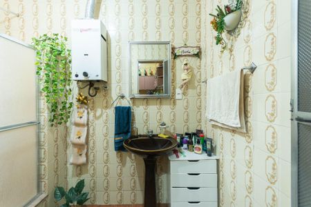 Casa à venda com 200m², 5 quartos e 1 vagaBanheiro 2