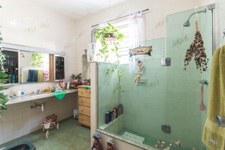 Casa à venda com 200m², 5 quartos e 1 vagaBanheiro 1