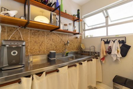 Apartamento à venda com 93m², 2 quartos e 1 vagaCozinha