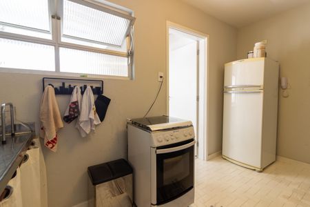 Apartamento à venda com 93m², 2 quartos e 1 vagaÁrea de Serviço