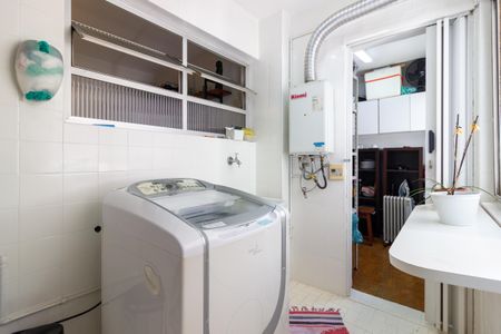 Apartamento à venda com 93m², 2 quartos e 1 vagaÁrea de Serviço