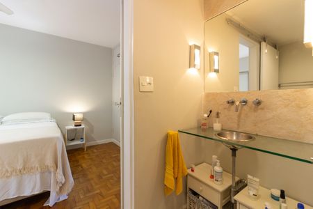 Apartamento à venda com 93m², 2 quartos e 1 vagaBanheiro da Suíte