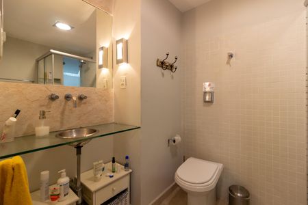 Apartamento à venda com 93m², 2 quartos e 1 vagaBanheiro da Suíte