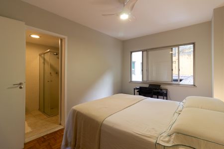 Apartamento à venda com 93m², 2 quartos e 1 vagaSuíte