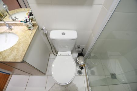 Apartamento à venda com 70m², 3 quartos e 2 vagasBanheiro 2