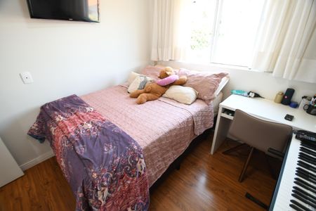 Apartamento à venda com 70m², 3 quartos e 2 vagasQuarto 1