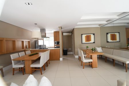 Apartamento à venda com 70m², 3 quartos e 2 vagasÁrea comum - Salão de festas