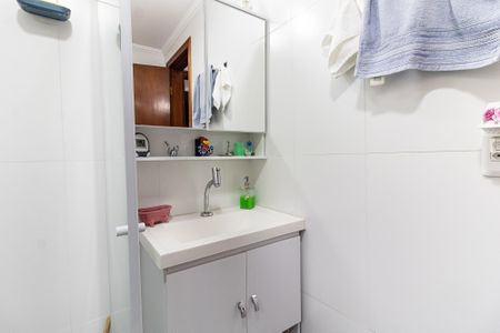 Apartamento à venda com 80m², 2 quartos e 1 vaga Apartamento à venda com 80m², 2 quartos e 1 vagaBanheiro Social
