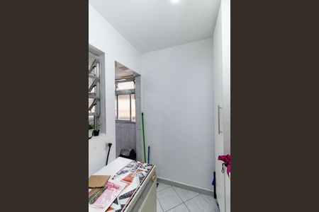 Apartamento à venda com 80m², 2 quartos e 1 vaga Apartamento à venda com 80m², 2 quartos e 1 vagaQuarto de Serviço