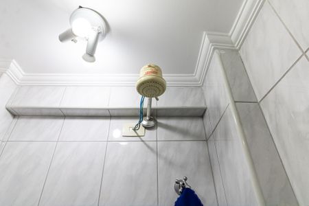 Apartamento à venda com 80m², 2 quartos e 1 vaga Apartamento à venda com 80m², 2 quartos e 1 vagaBanheiro de Serviço