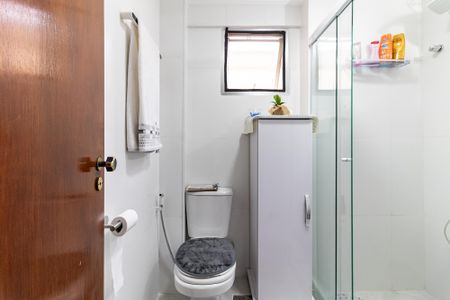 Apartamento à venda com 80m², 2 quartos e 1 vaga Apartamento à venda com 80m², 2 quartos e 1 vagaBanheiro Social