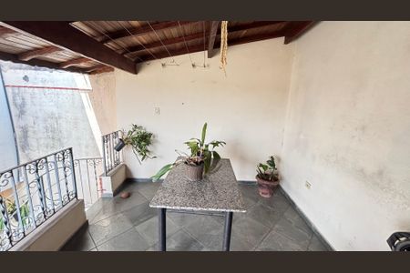 Casa à venda com 221m², 3 quartos e 2 vagas Casa à venda com 221m², 3 quartos e 2 vagasChurrasqueira